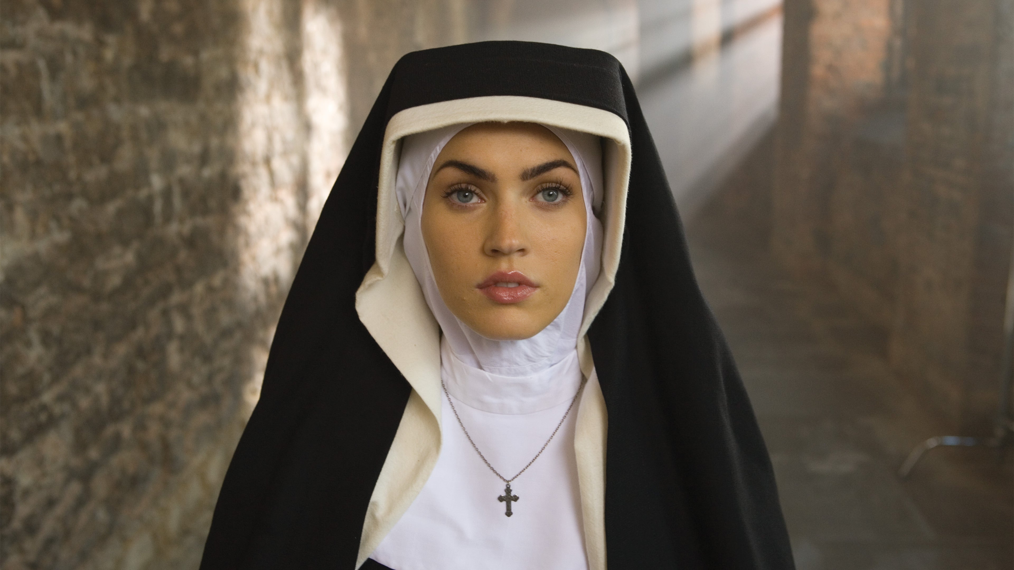 هاو تو لوز فريندس آند آيليانيت بيبول