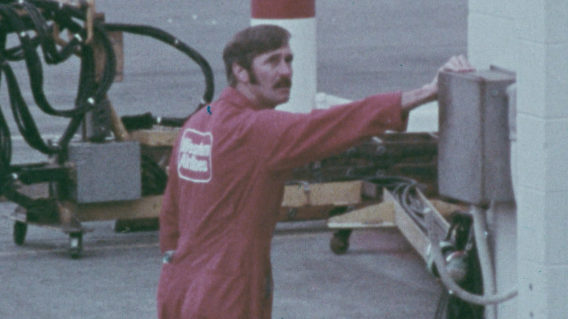 ذا إنفيزبل بايلوت الموسم 1 الحلقة 2 الفصل الثاني