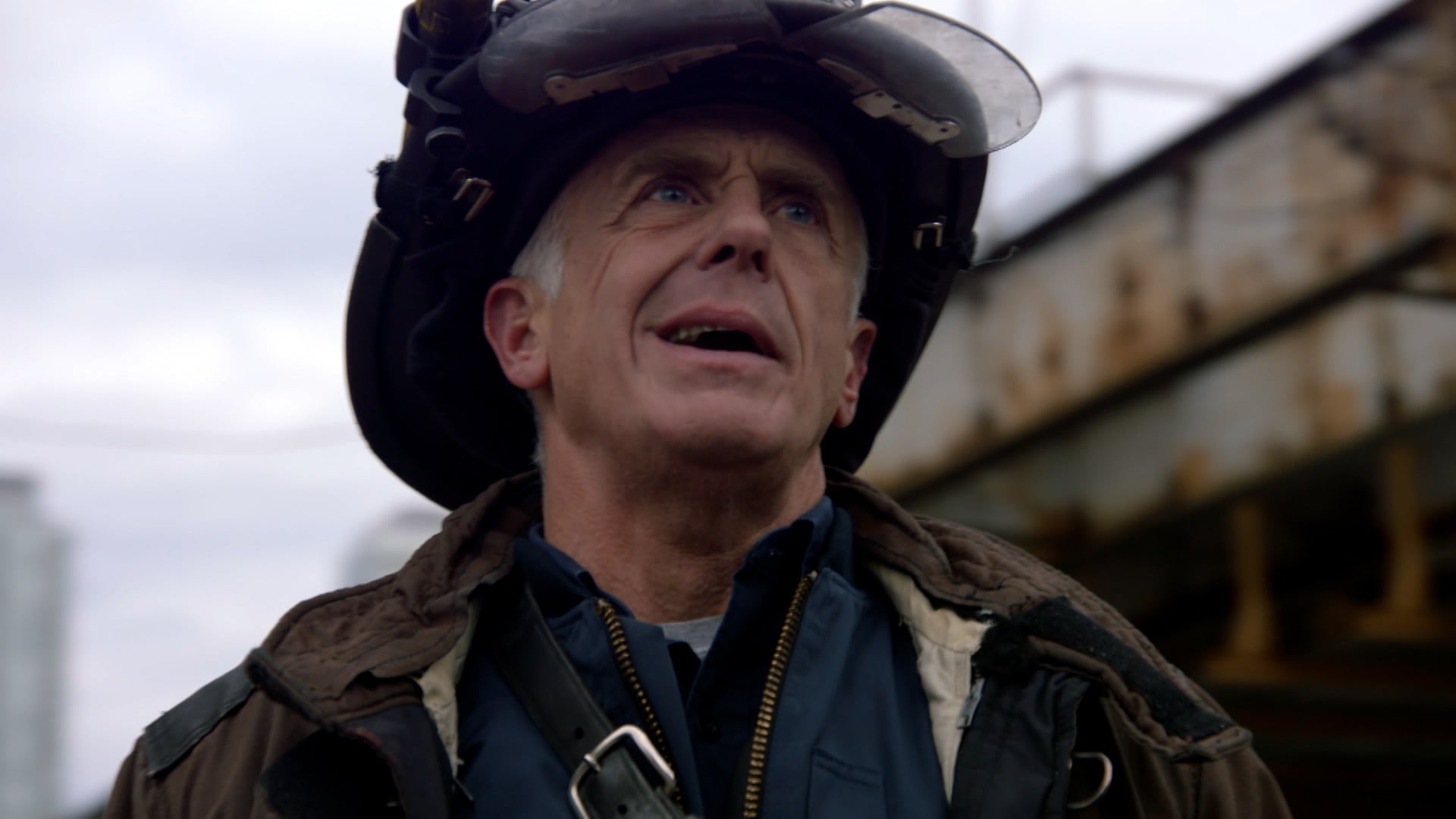 شيكاغو فاير الموسم 14 الحلقة 10 حب من طرف واحد