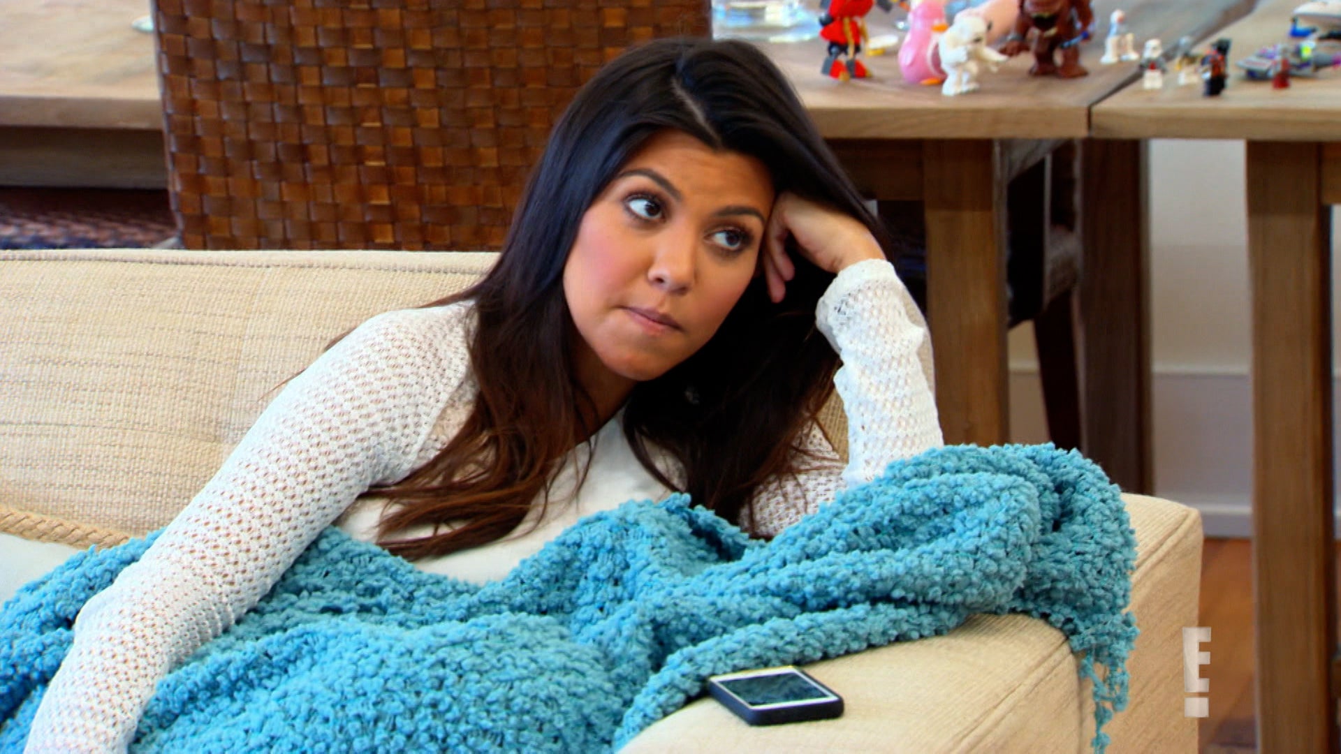 كورتني أند كلوي تيك ذا هامبتونز الموسم 6 الحلقة 10 بيست فراندز ويذ بانيفيتس