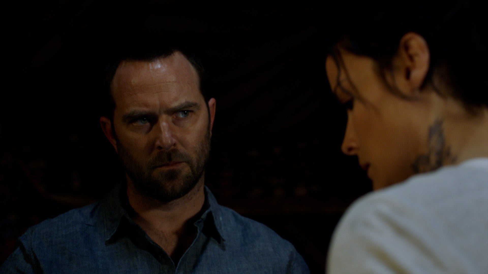 Blindspot Season 3 Episode 1 Back To The Grind