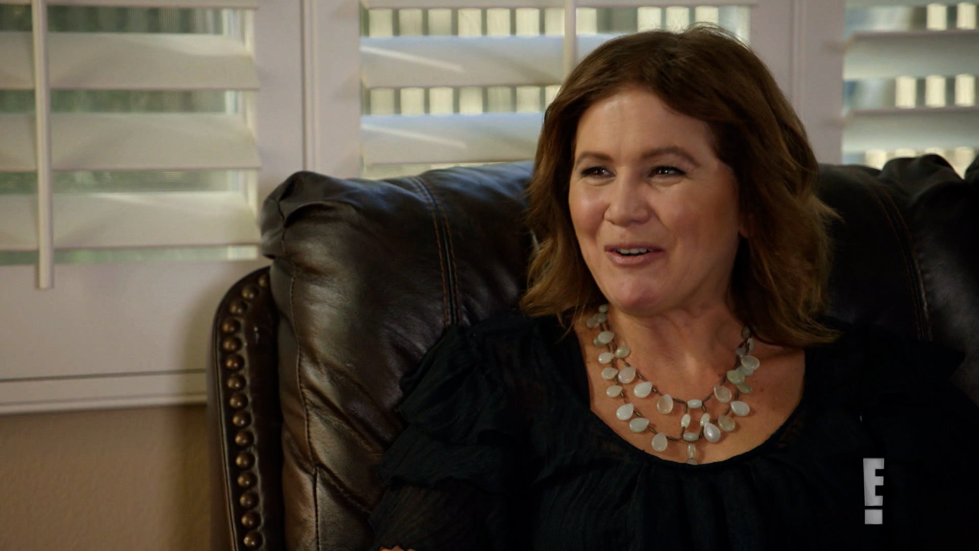 Hollywood Medium with Tyler Henry Season 1 Episode 5 Tracey Gold, Natalya Neidhart, Michael Sam ...