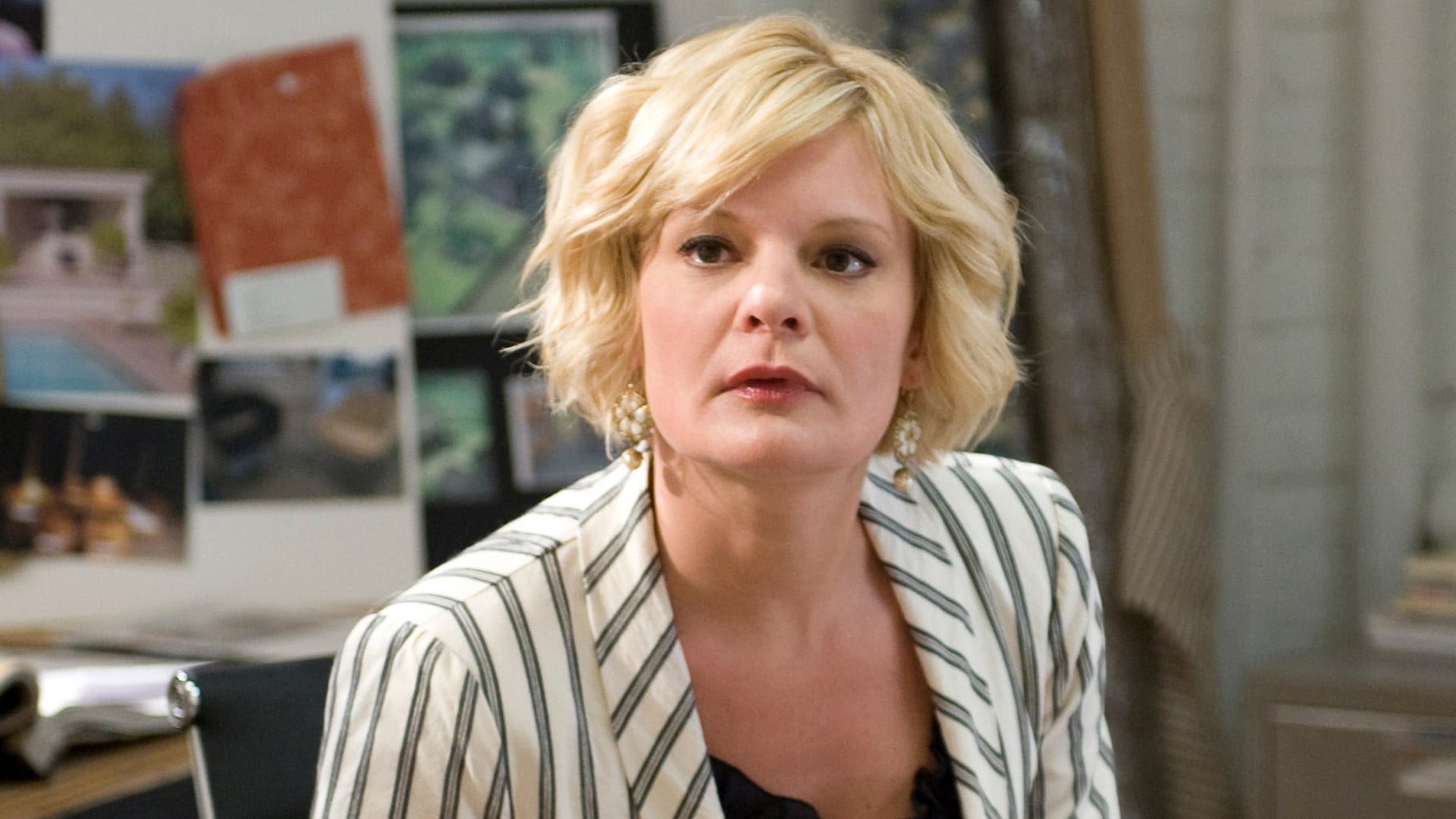 هاو تو ميك إت إن أميريكا الموسم 2 الحلقة 8 واتس إن إيه نايم؟