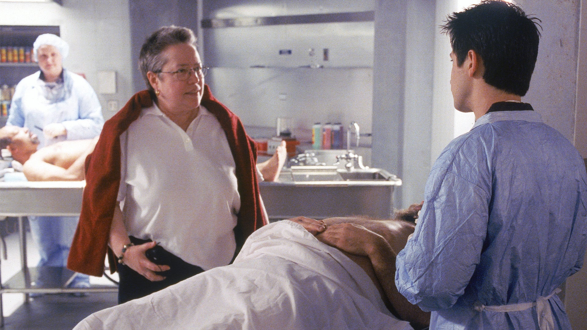 Six Feet Under Season 1 Episode 10 The New Person