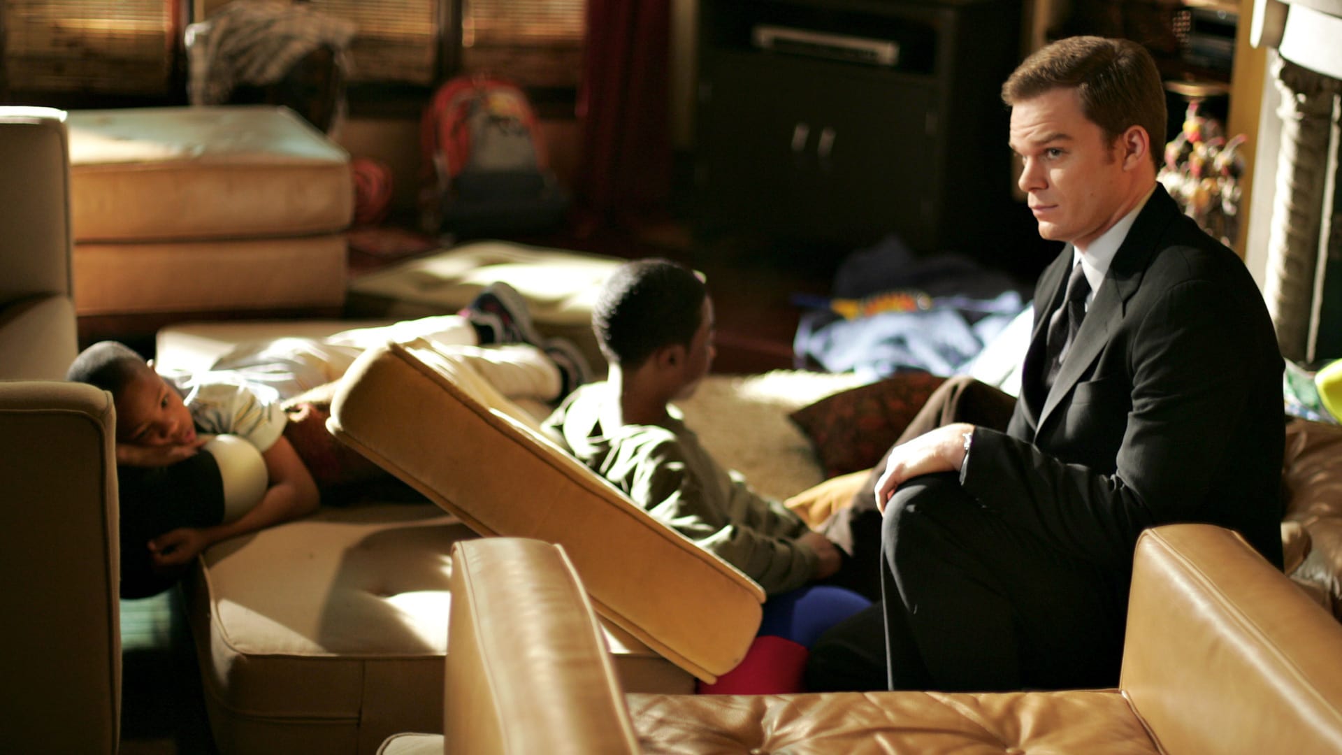 Six Feet Under Season 5 Episode 6 The Rainbow Of Her Reasons