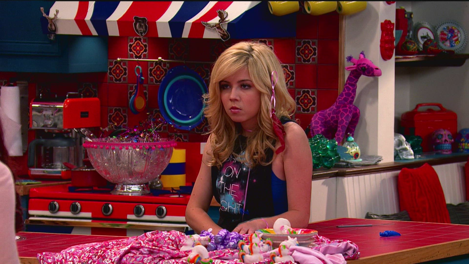 Sam & Cat Season 1 Episode 21 #Yayday