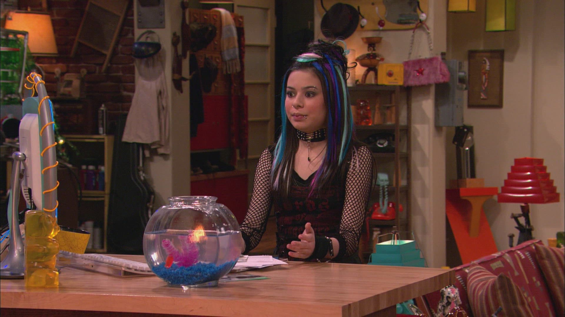 iCarly الموسم 1 الحلقة 5 آي وونا ستاي ويذ سبنسر