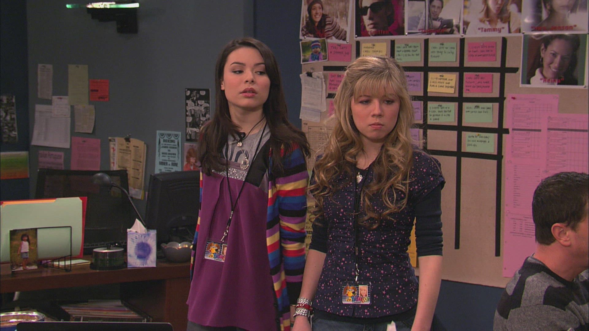 iCarly Season 2 Episode 26 iTake On Dingo