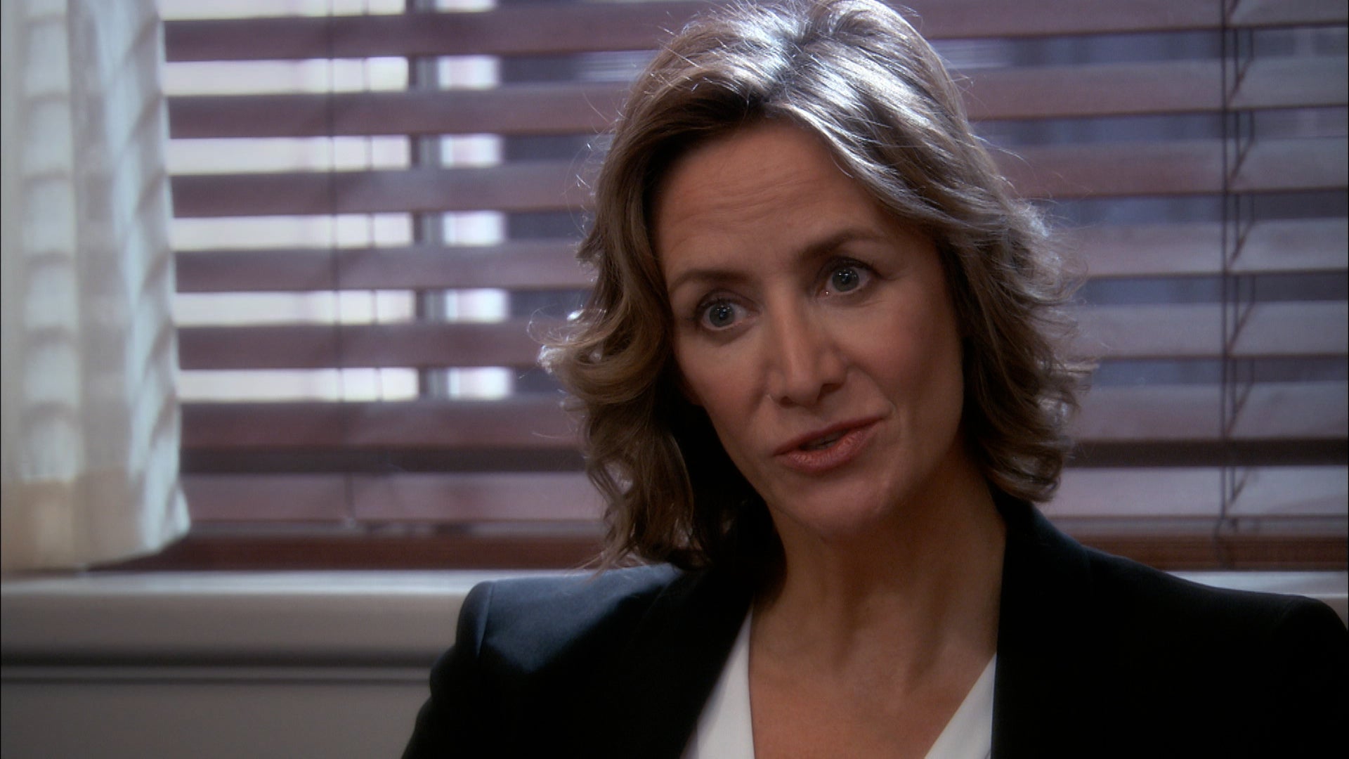 Damages Season 5 Episode 2 Have You Met The Eel Yet?