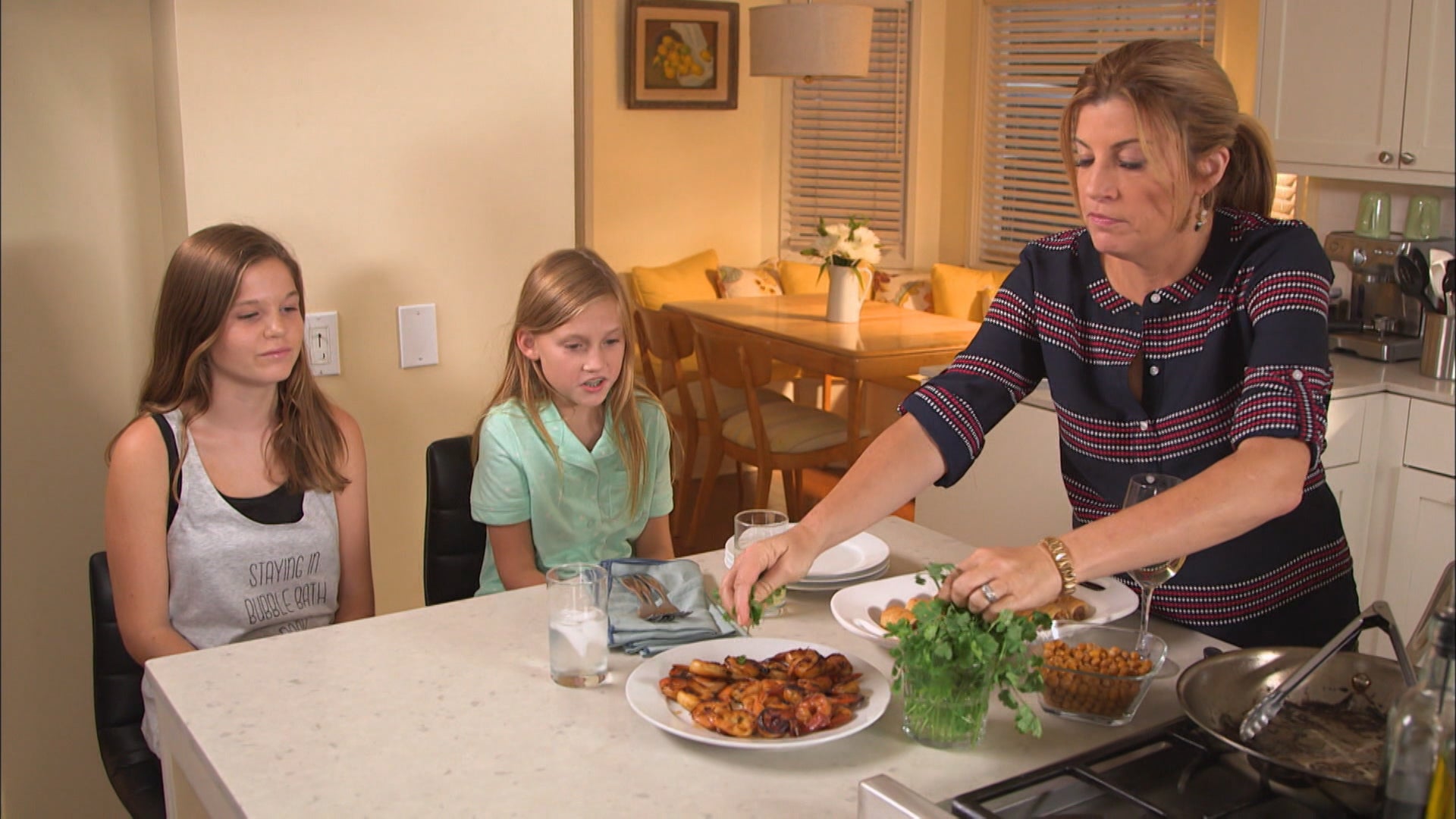 Daphne Dishes Season 1 Episode 6 Girls' Night In