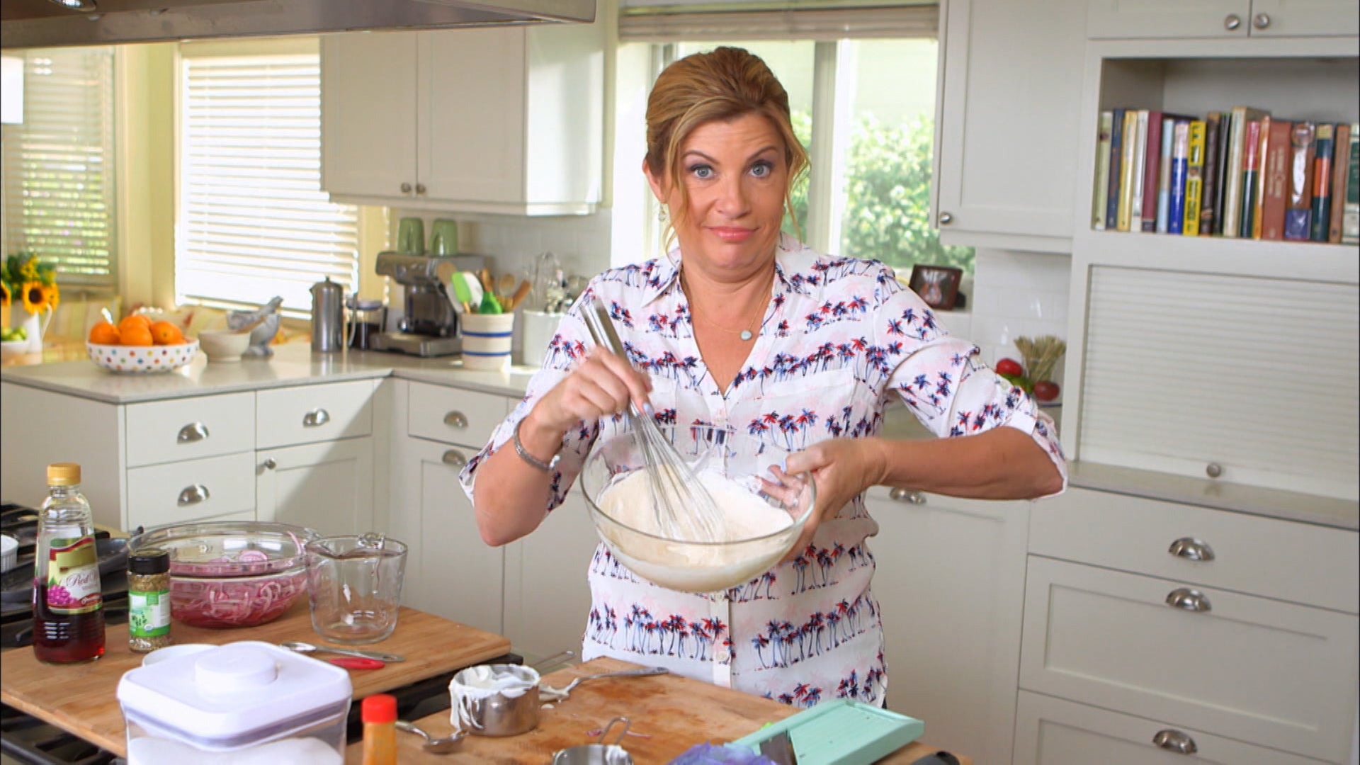 Daphne Dishes Season 2 Episode 5 Sum Sum Summertime