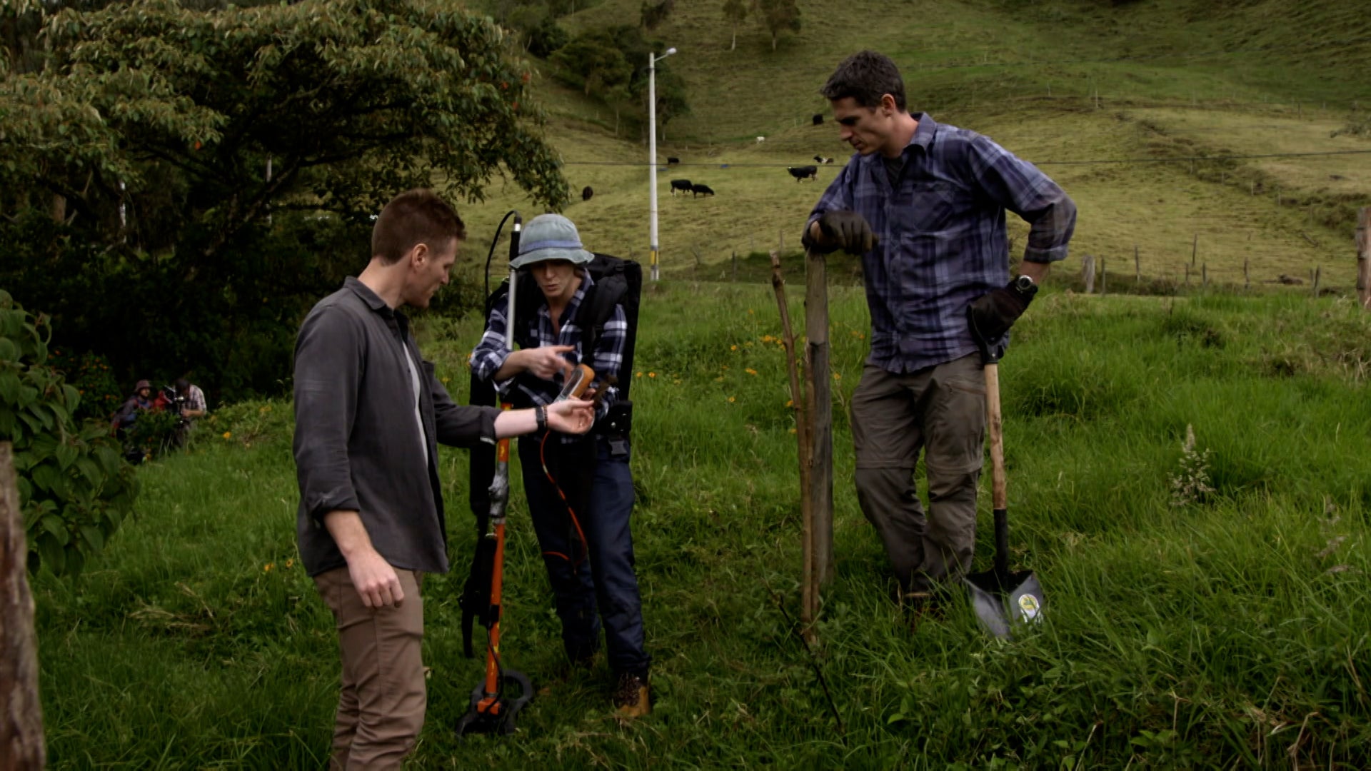 Finding Escobar's Millions Season 1 Episode 2 LA Familia