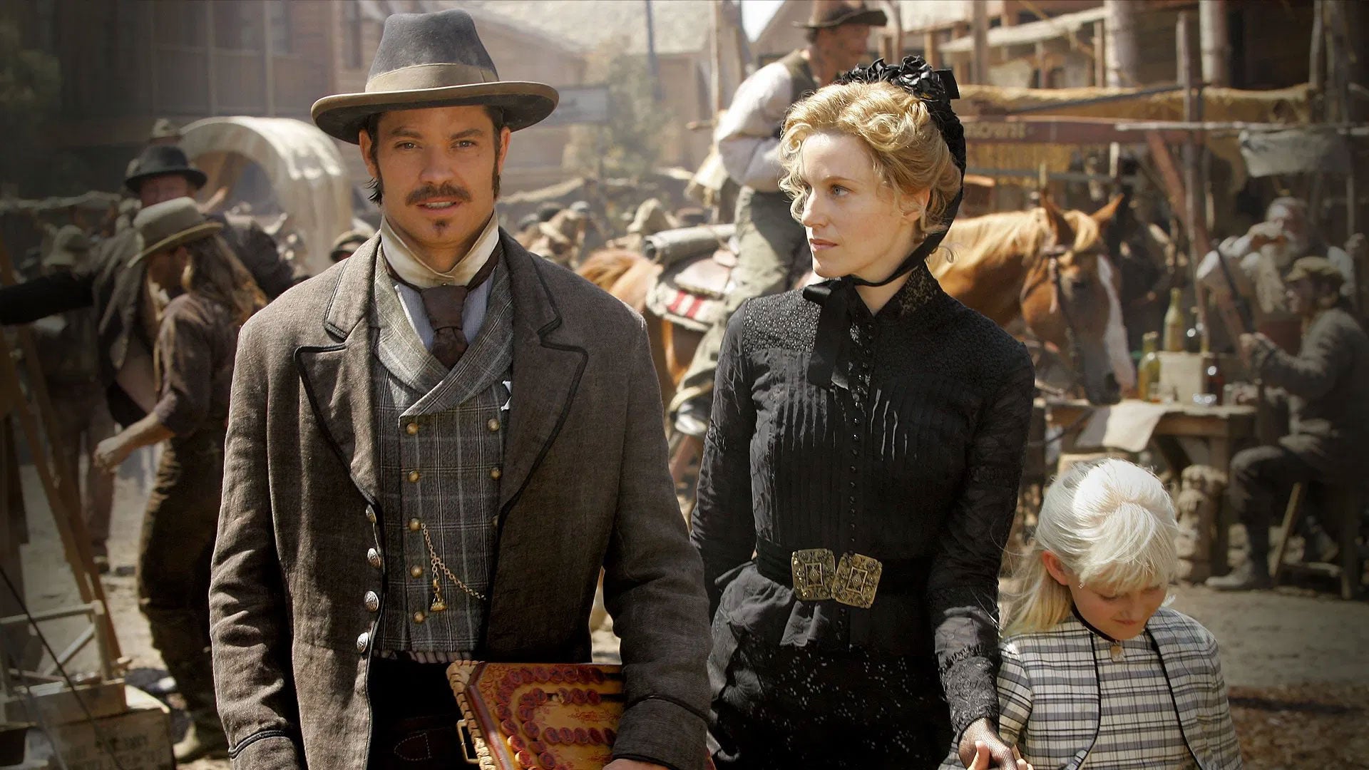 Deadwood Season 3 Episode 1 Tell Your God To Ready For Blood