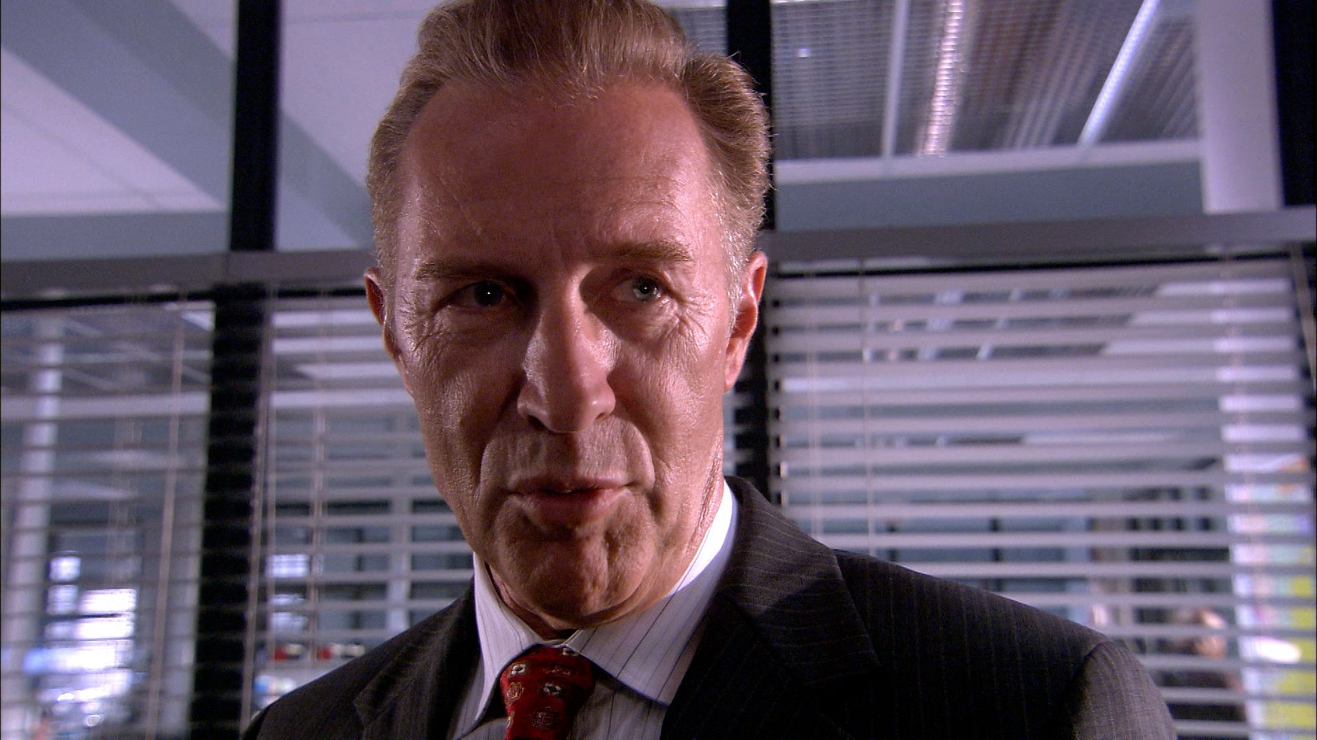 ديكستر الموسم 1 الحلقة 10 استشاط غضباً