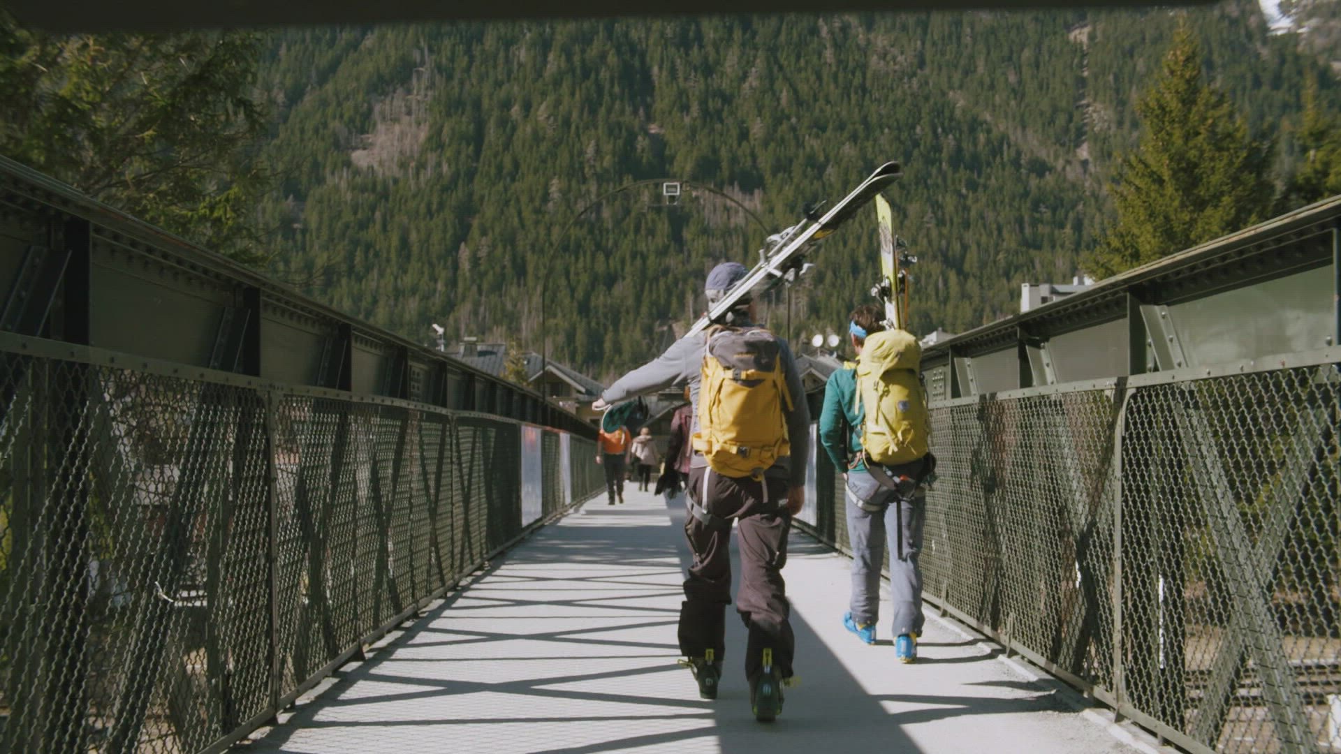 أنثوني بوردين : بارتس أناون الموسم 10 الحلقة 2 فرينش ألبس