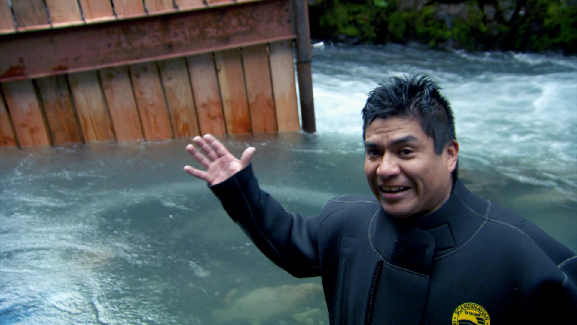 Gold Rush: White Water Season 1 Episode 3 Dredge Down