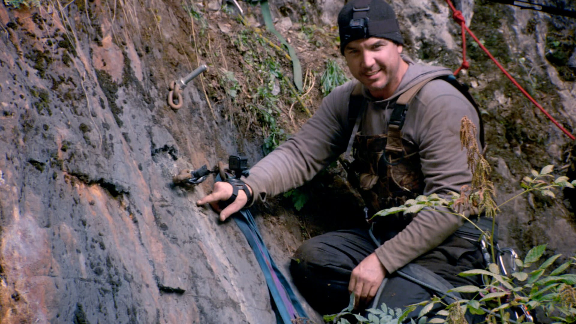 Gold Rush: White Water Season 1 Episode 7 The Graboid