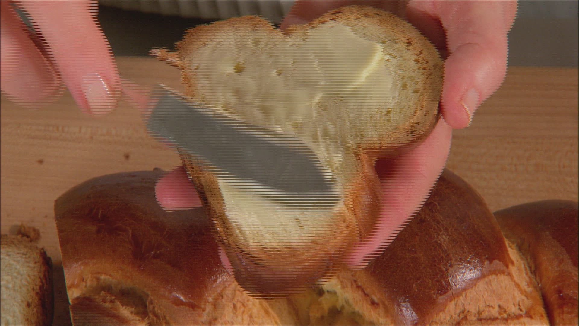 Martha Bakes Season 3 Episode 9 Holiday Breads