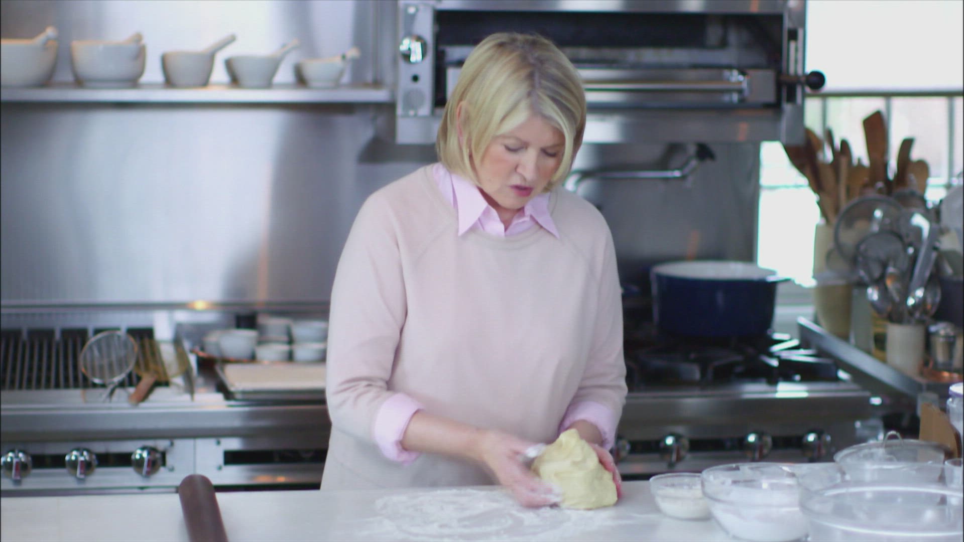 Martha Bakes Season 6 Episode 2 Homemade Doughnuts