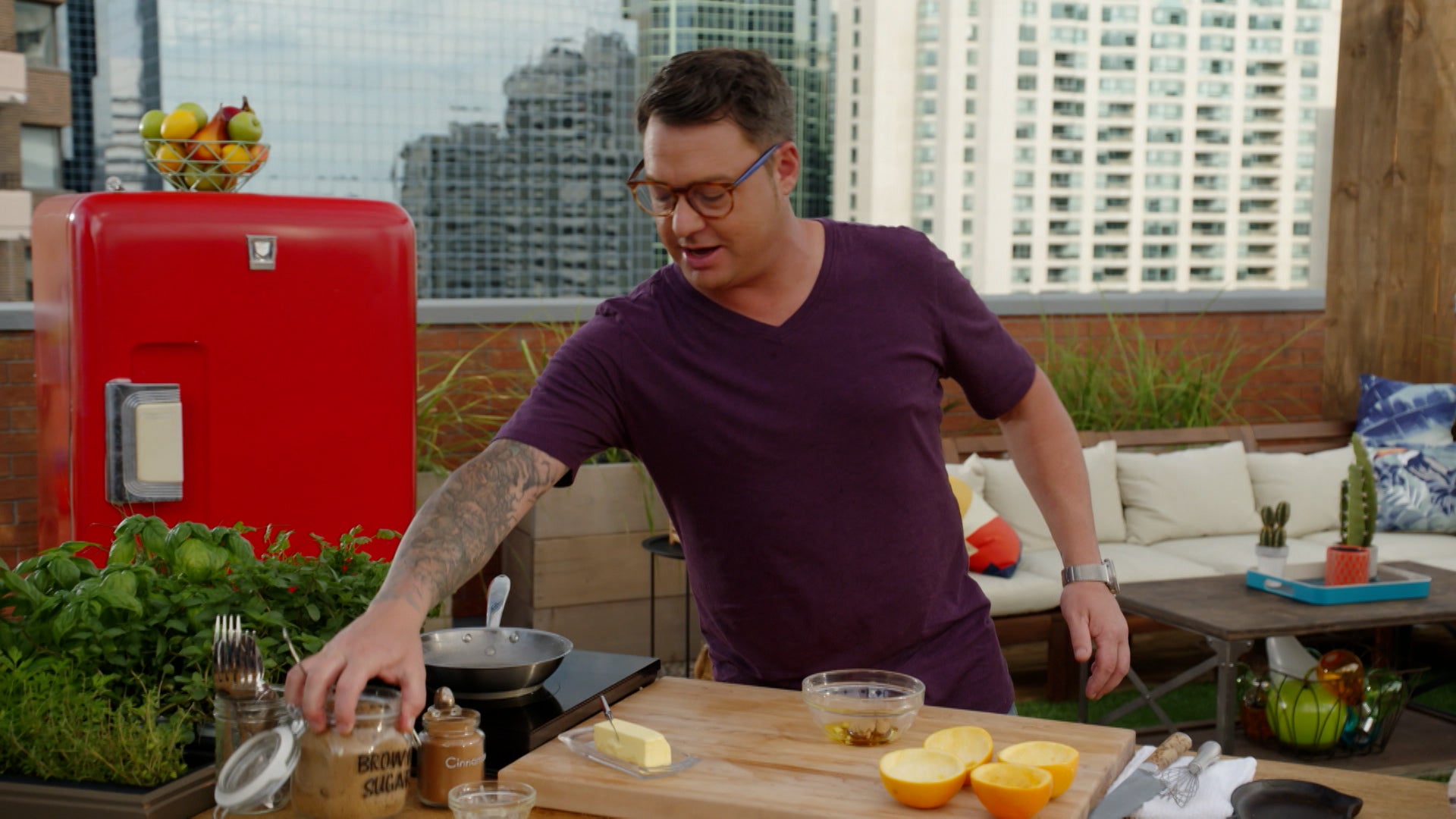 Watts On The Grill Season 2 Episode 1 Fruit On The 'Q