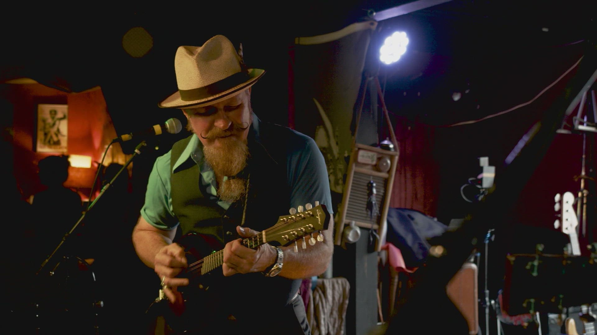 بويزونوس لييزنس الموسم 1 الحلقة 5 نو ريمورس