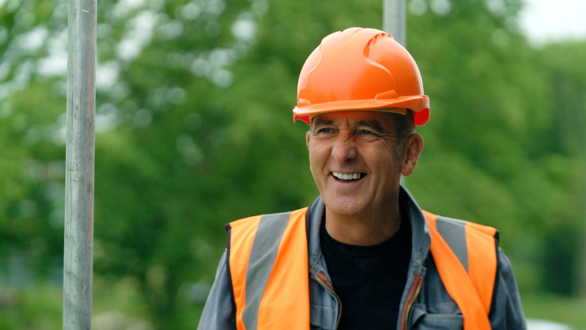 Grand Designs: The Street Season 2 Episode 1 Carlos & Maite
