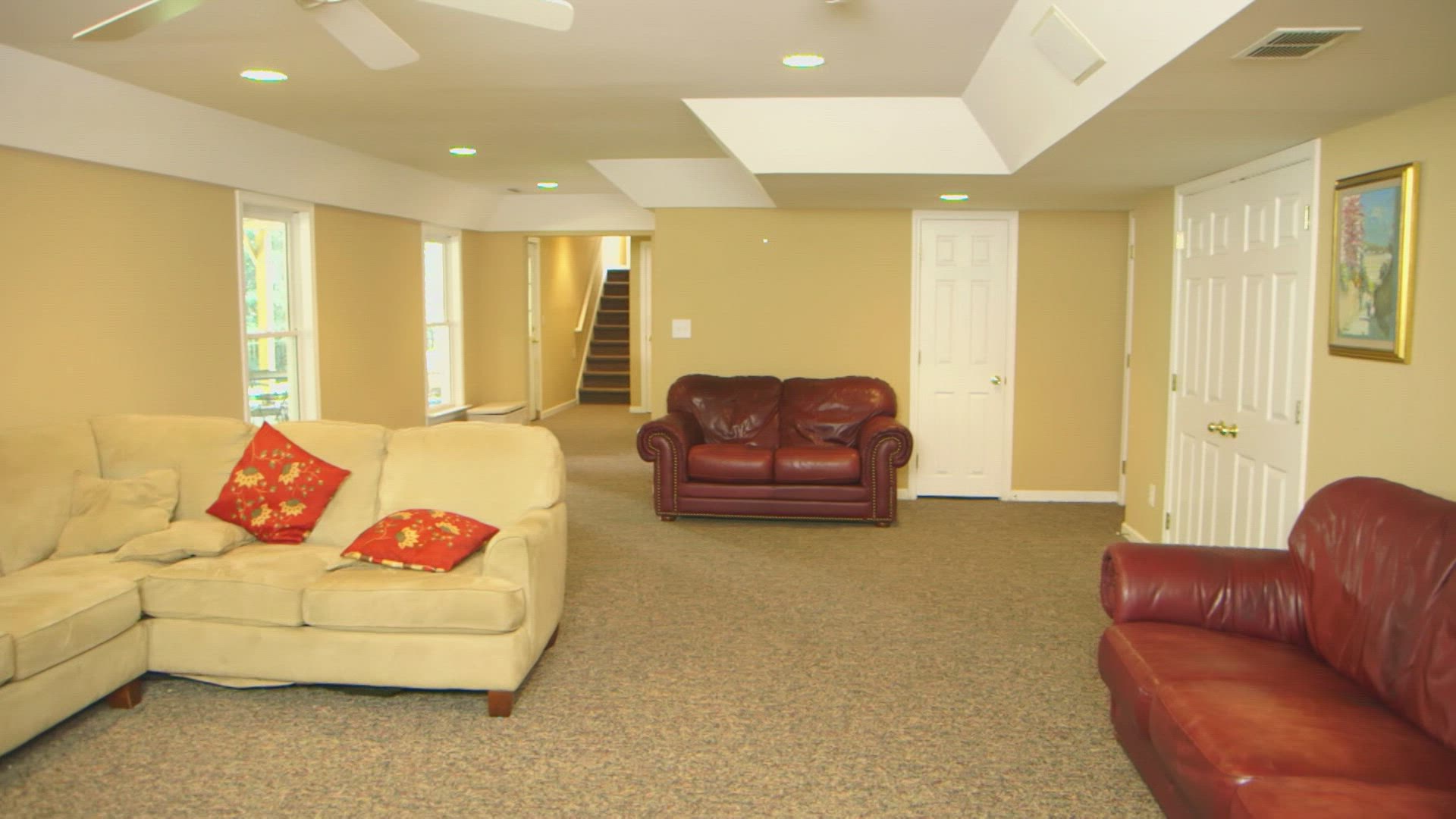 Trading Spaces Season 9 Episode 4 A Surprise In The Truck