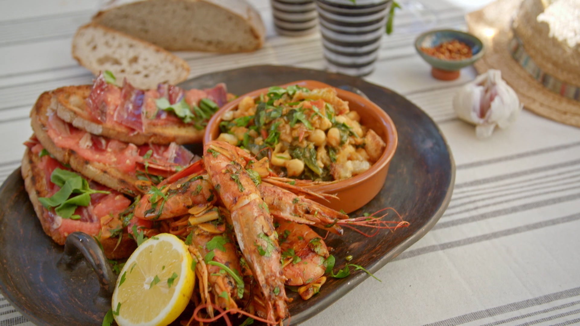 أينسليز ميديتيرينيان كوكبوك الموسم 1 الحلقة 7 إشبيلية