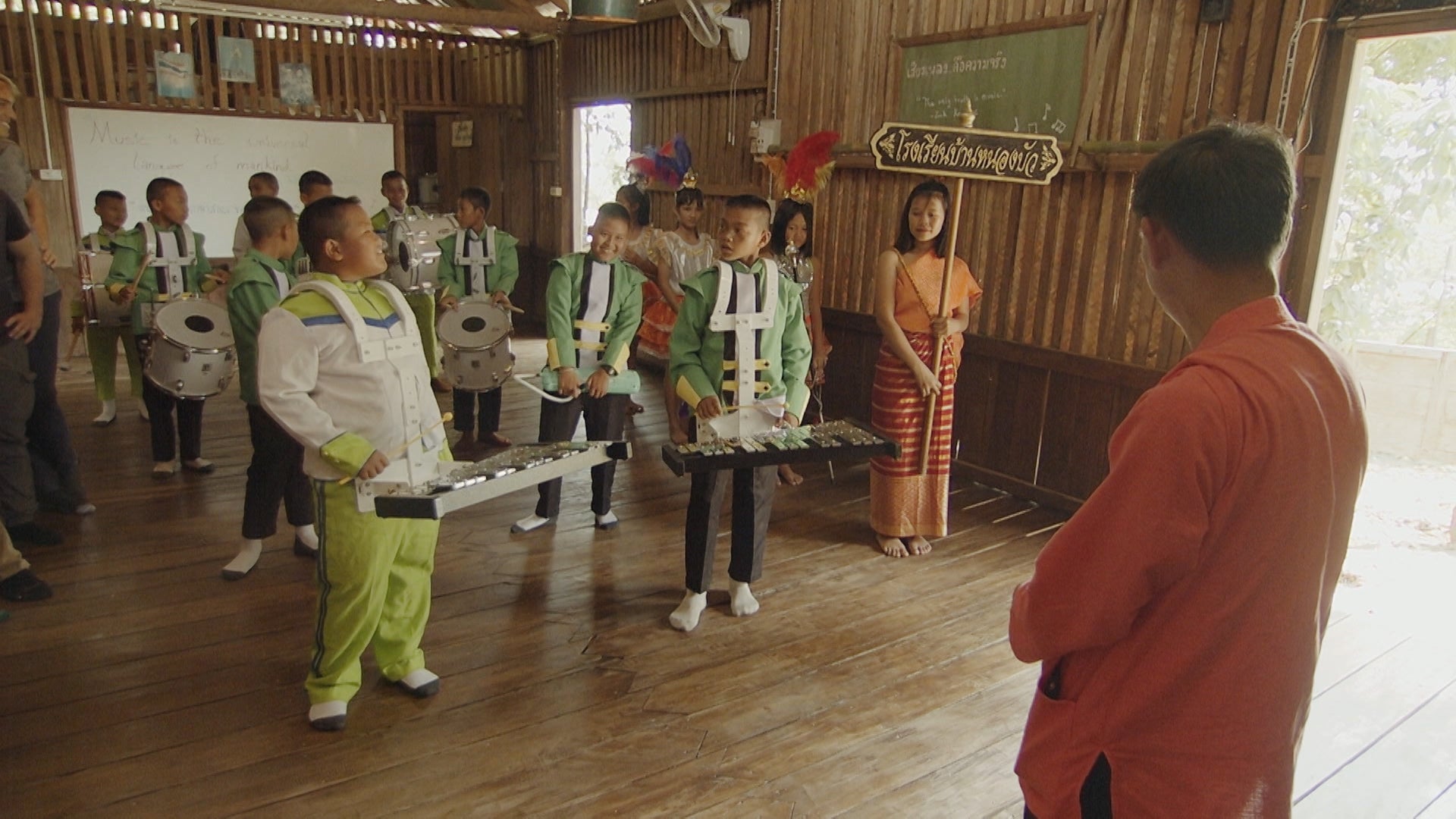 ذا فيكسرز الموسم 1 الحلقة 8 غلوبال فيليج كونيكت -تايلاند