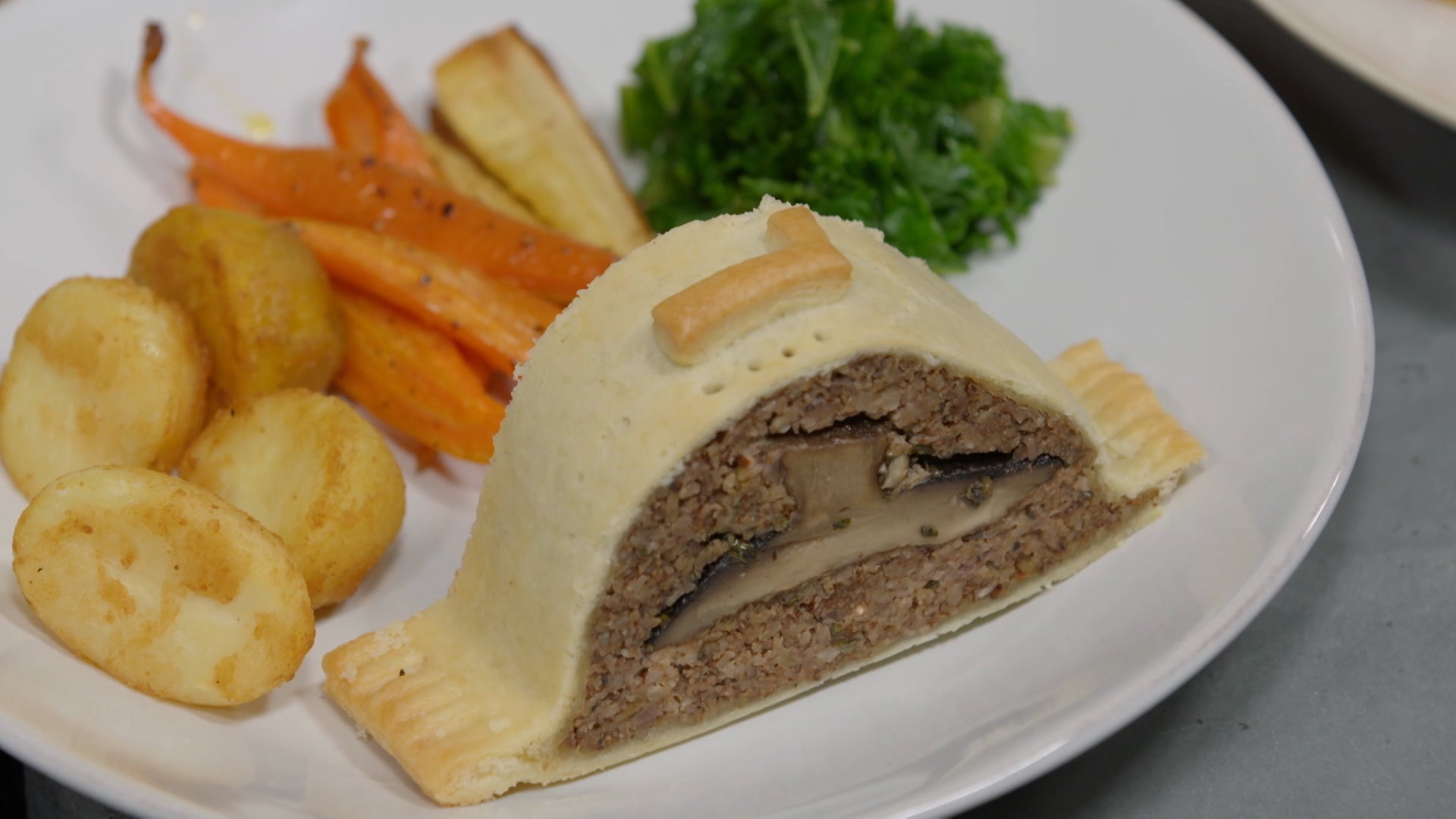 ليفينغ أون ذا فيج الموسم 1 الحلقة 4 الحلقة 4