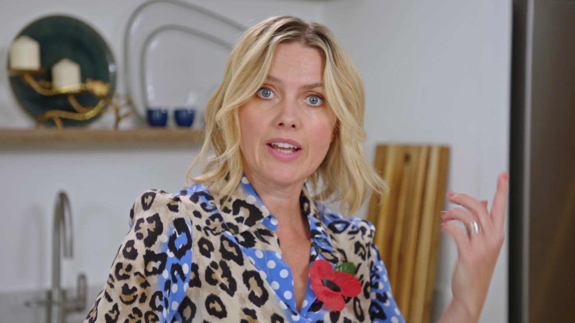 BEAUTIFUL BAKING WITH JULIET SEAR Season 1 Episode 2 Episode 2