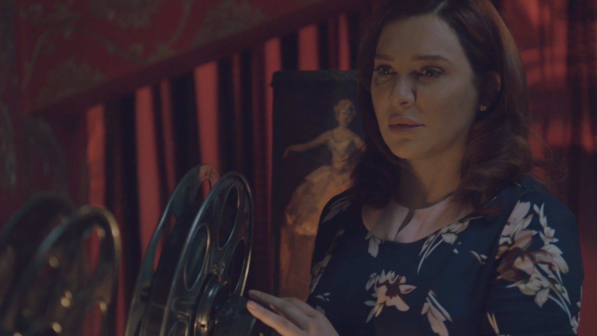 Share'a Chicago Season 1 Episode 18 Episode 18