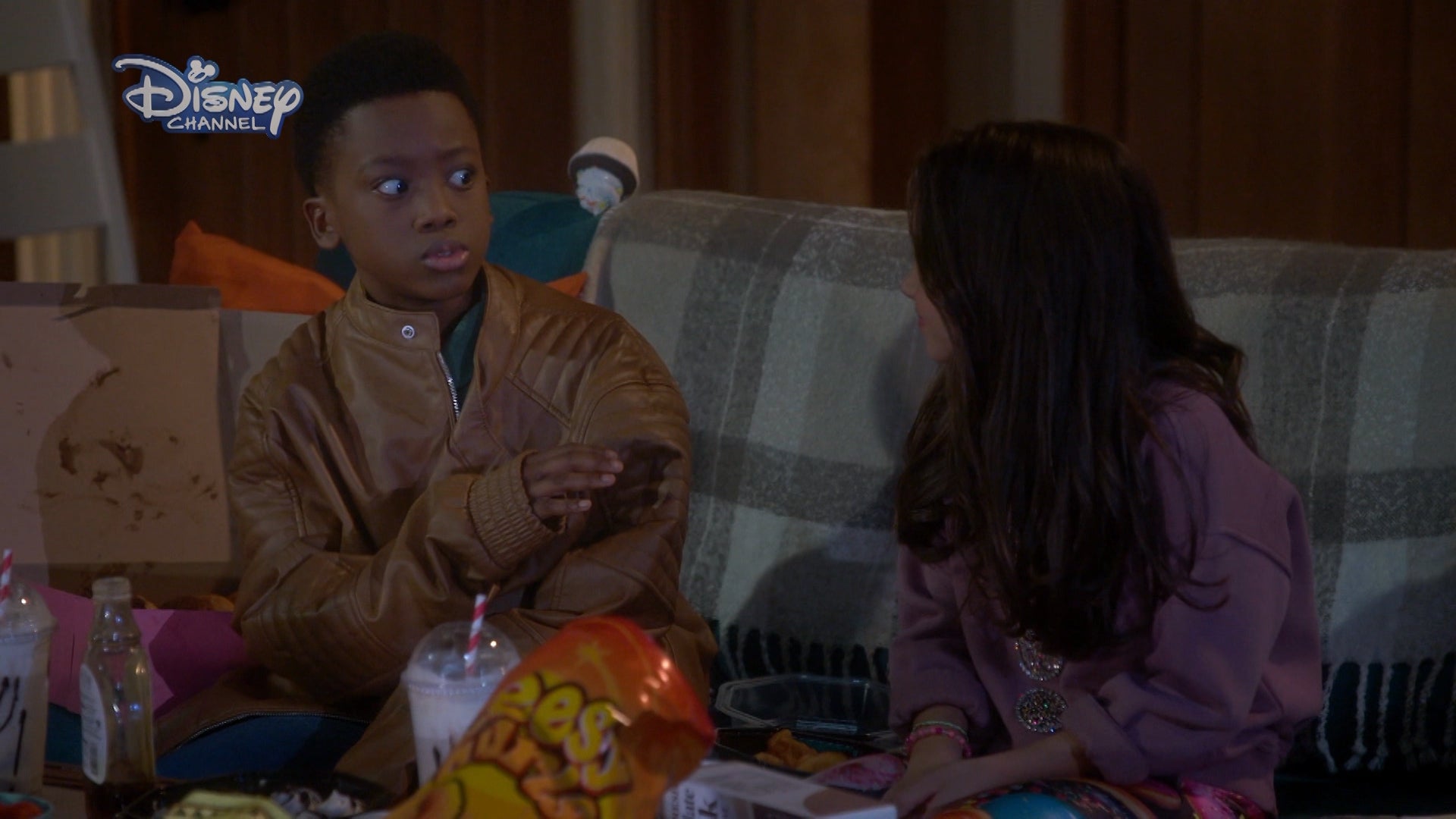 Just Roll With It Season 1 Episode 3 Date Fright