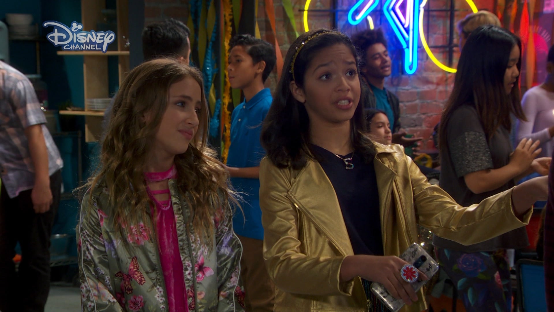 Sydney To The Max Season 1 Episode 15 There's Something About Zach