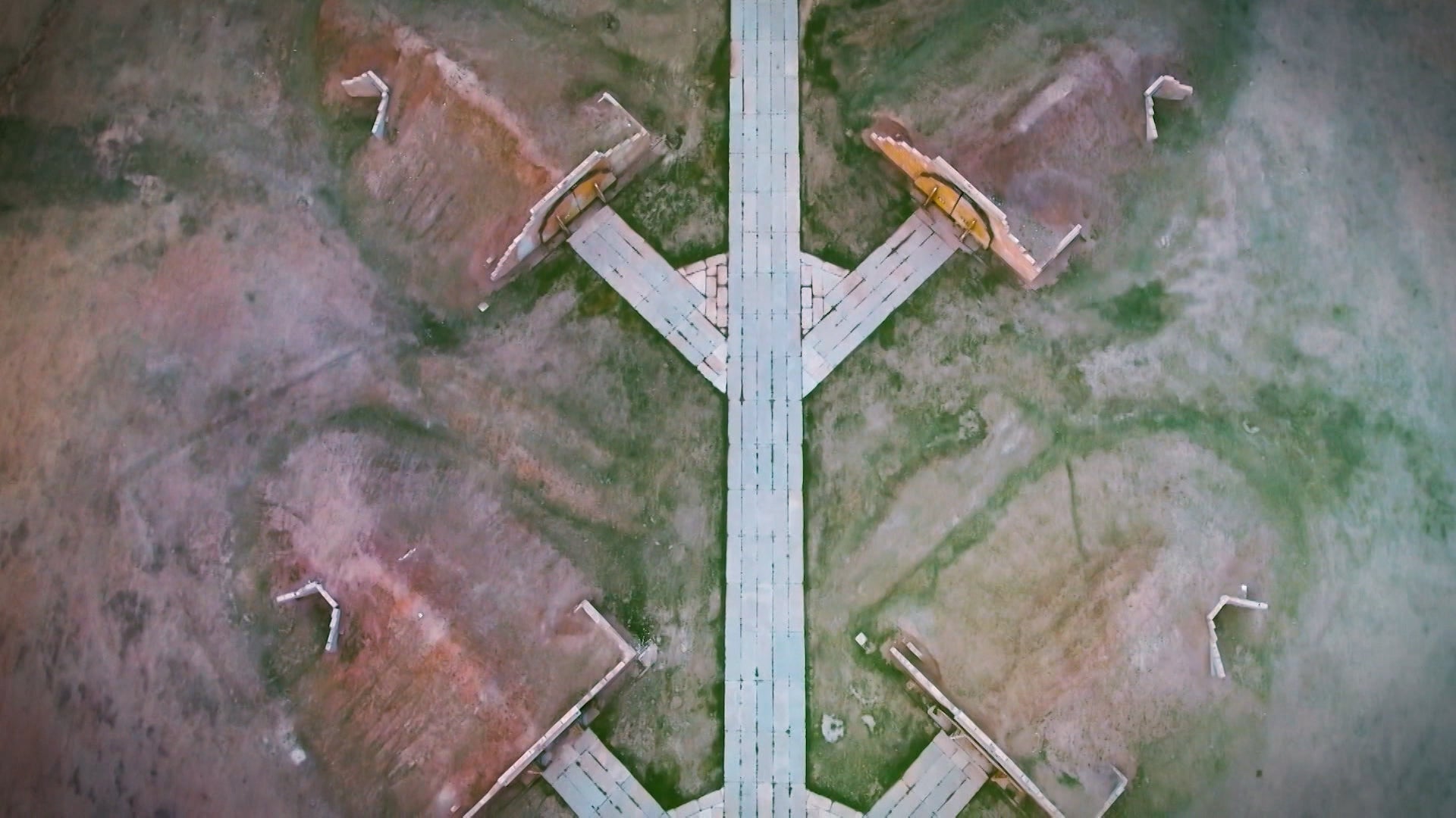 أباندند إنجنيرنغ الموسم 2 الحلقة 4 باتل أوف بريتن تكنولوجي فاسيليتي