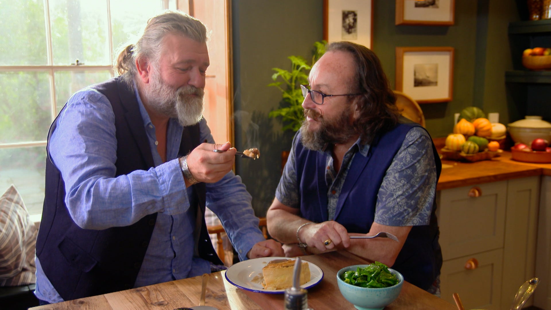 The Hairy Biker's Comfort Food Season 1 Episode 10 Crowd Pleasers
