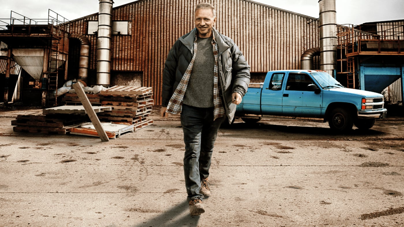 أندركافر بيليونير الموسم 1 الحلقة 2 ستاند أب أور داي ترايينغ