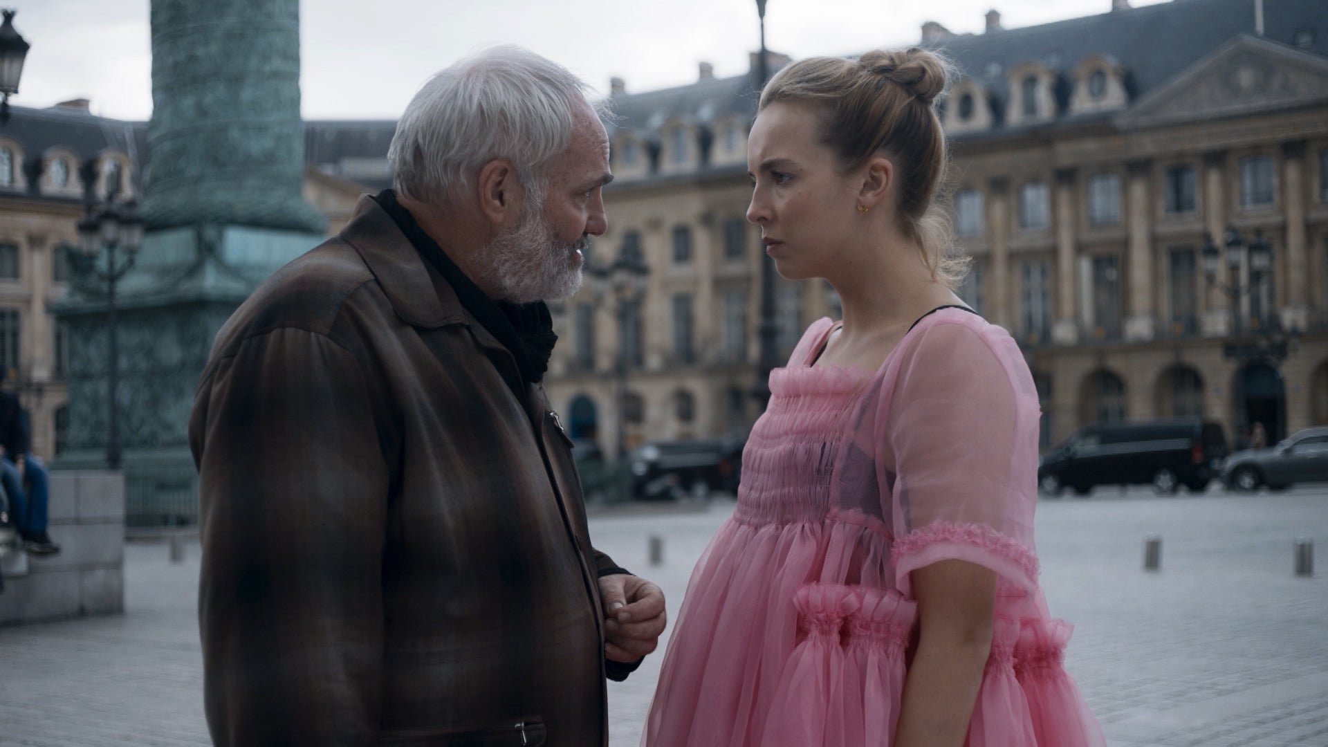 قتل إيف الموسم 1 الحلقة 2 الحلقة 2