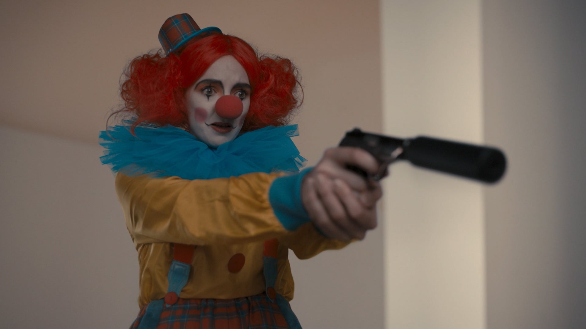 قتل إيف الموسم 3 الحلقة 2 الحلقة 2