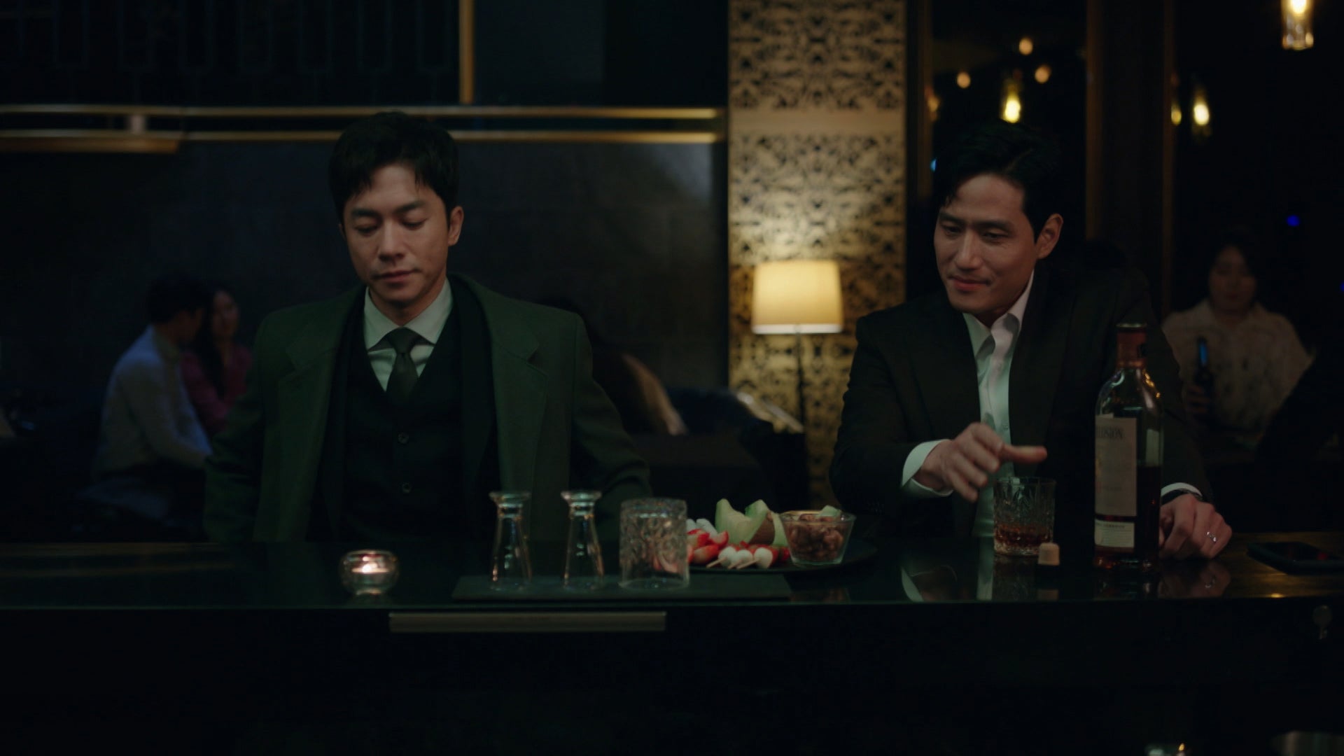 عالم المتزوجين الموسم 1 الحلقة 24 الحلقة 24