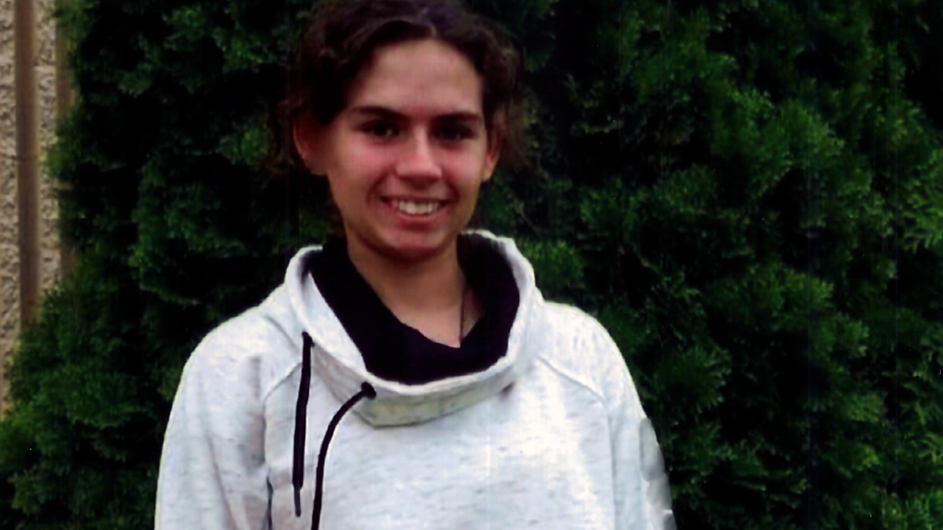 Dead Silent Season 4 Episode 5 The Girl On The Billboard