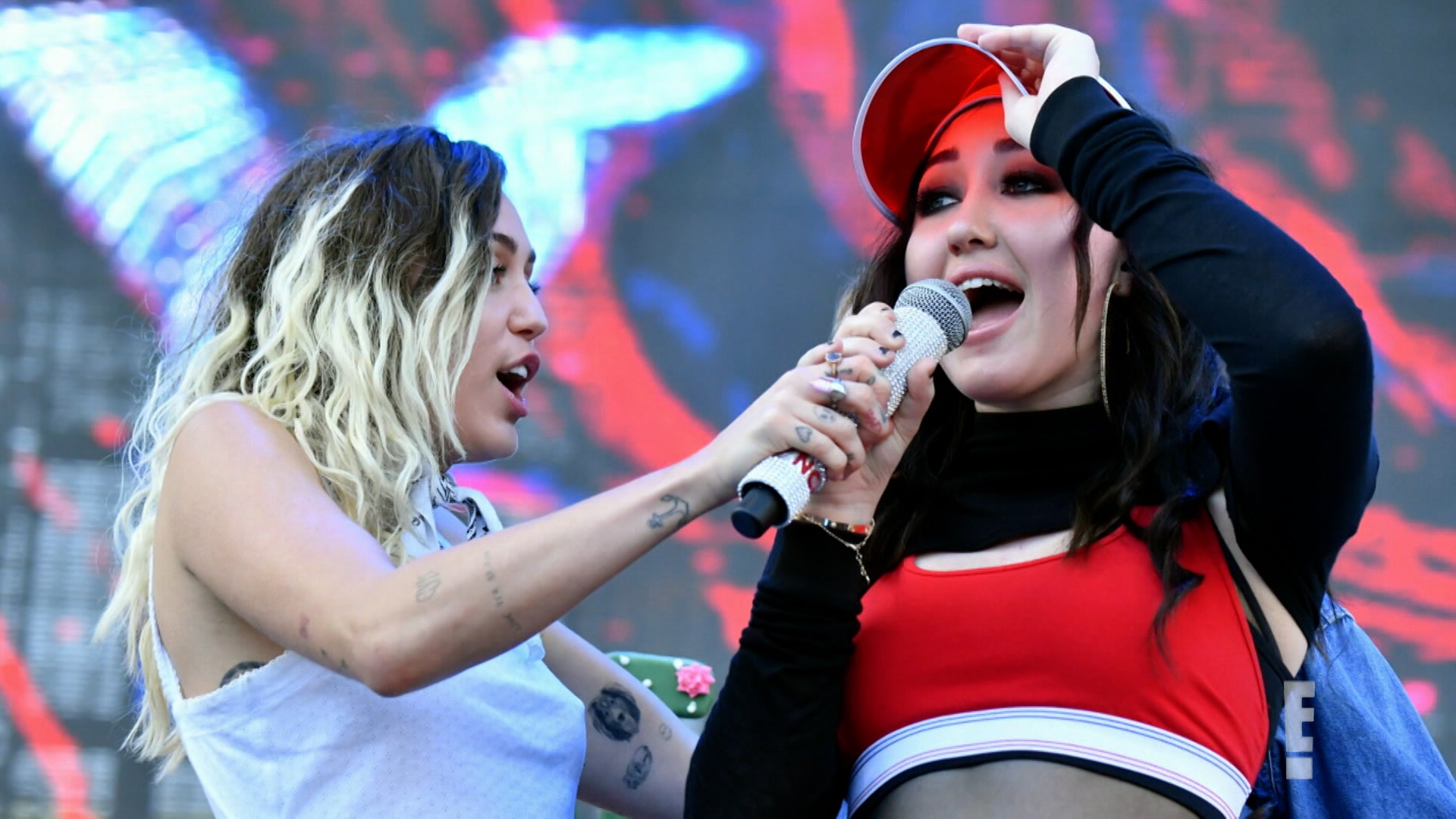 E! True Hollywood Story Season 2 Episode 4 Star Sisters