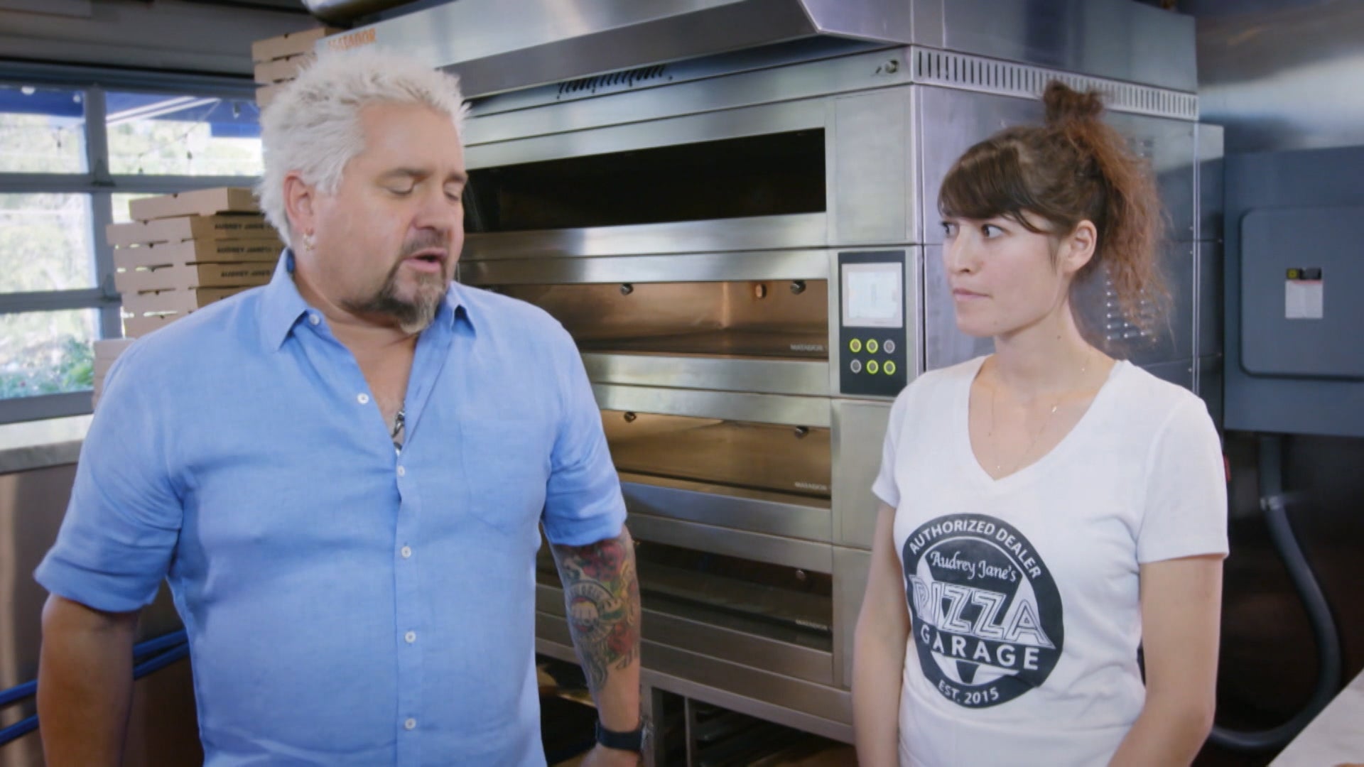 Watch Diners, Drive Ins And Dives on TV OSN Home Saudi Arabia