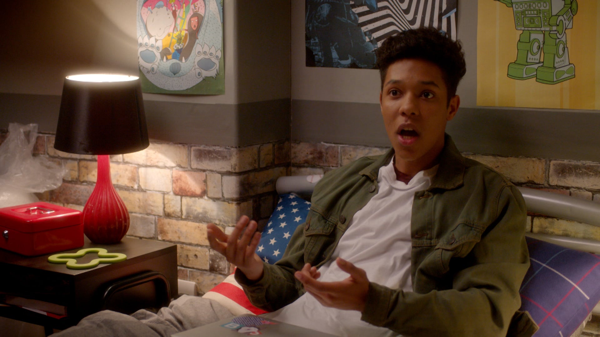 Goldie's Oldies Season 1 Episode 108 Murder, She Remote