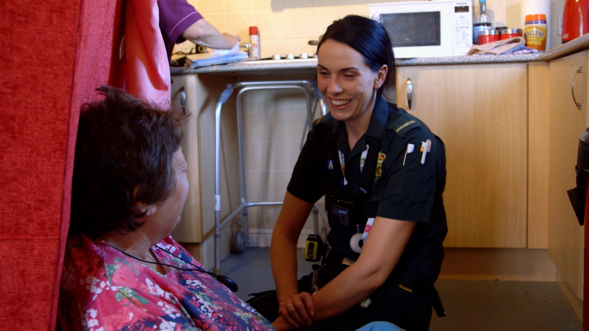 Paramedics - On The Front Line Season 4 Episode 7 Episode 7