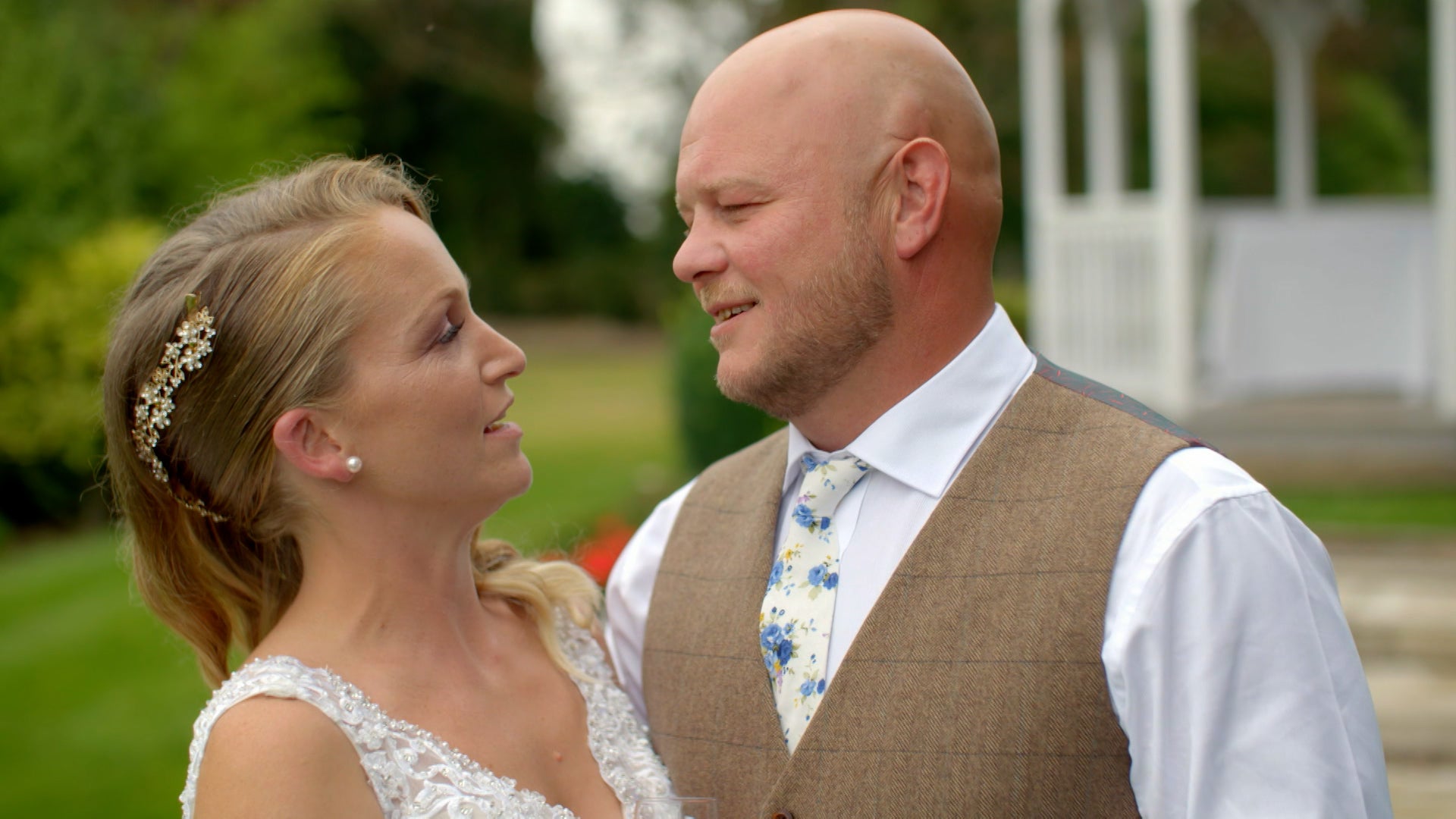 سيكوند تشانس دريسيز الموسم 1 الحلقة 7 تشارلوت