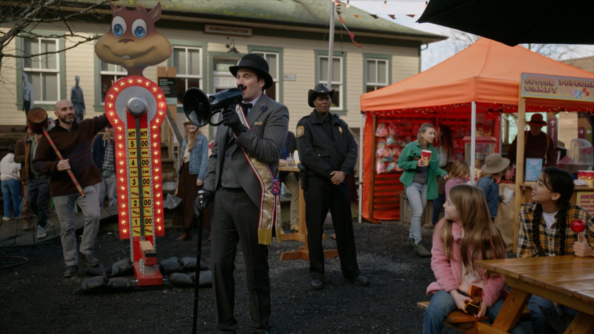 ريزيدنت إليان الموسم 4 الحلقة 8 مدينة المنجم