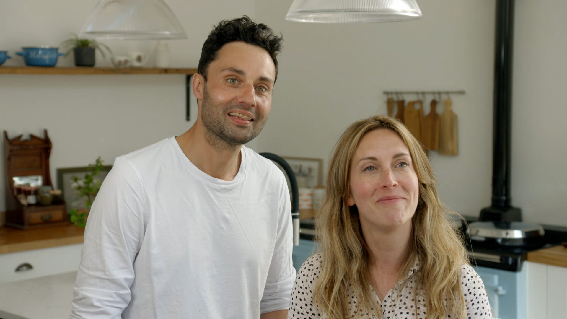 لاف إت أور ليست إت يو كيه الموسم 6 الحلقة 3 كاوبريدج