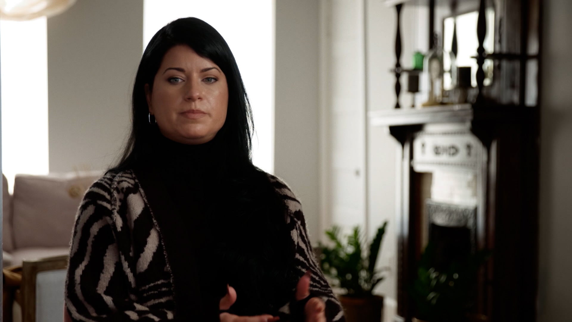 سيلميت سيكرتس  الموسم 1 الحلقة 6 شاينا هابرز