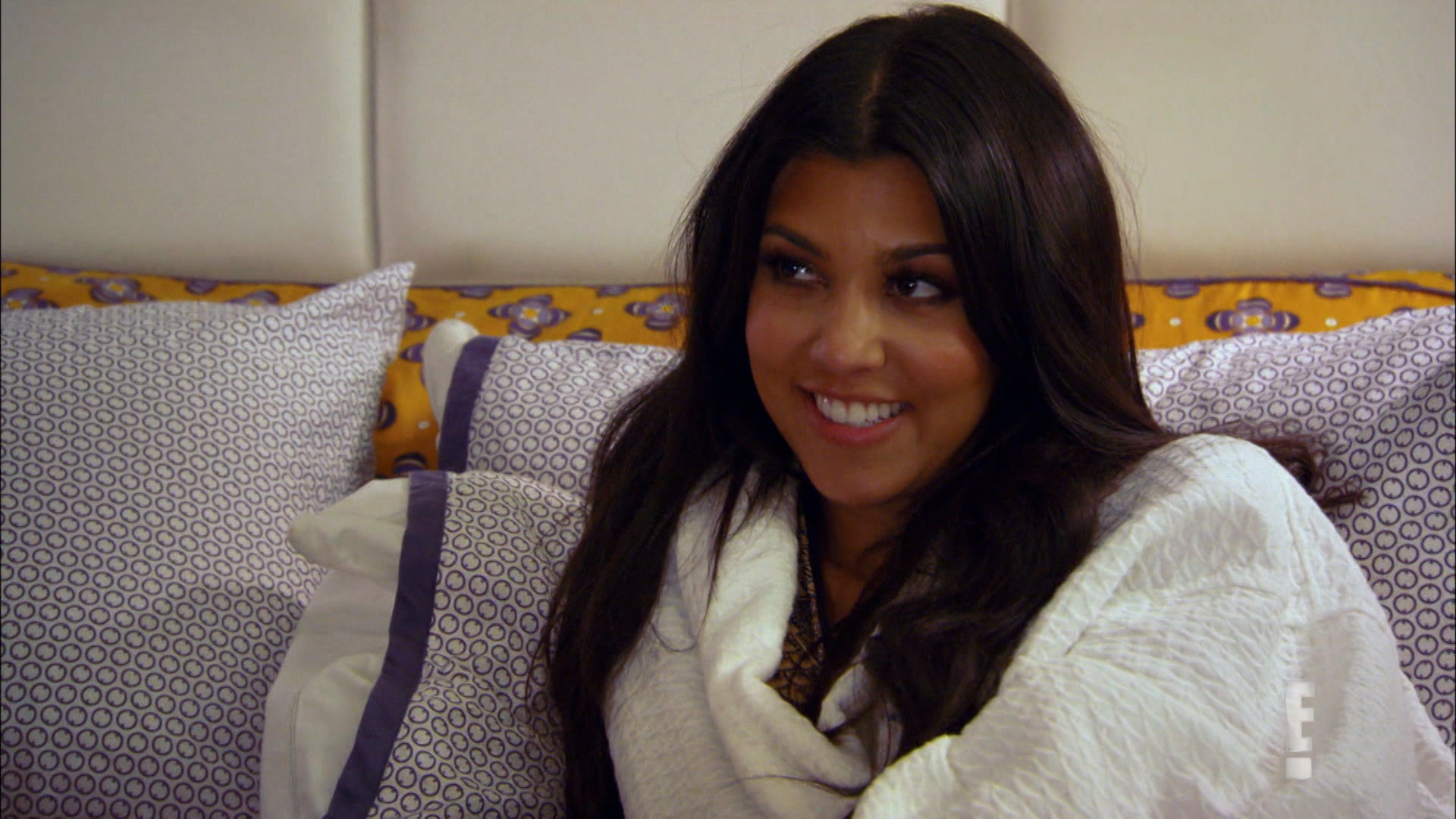 Kourtney & Khloe Take Miami Season 2 Episode 4 Jealousy Makes The Heart Grow Fonder